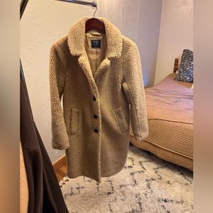 Abercrombie & Fitch Teddy Coat - Tan